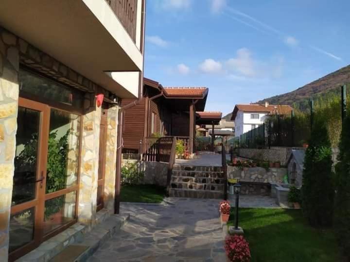 Andreevite Houses Sapareva Banya Luaran gambar